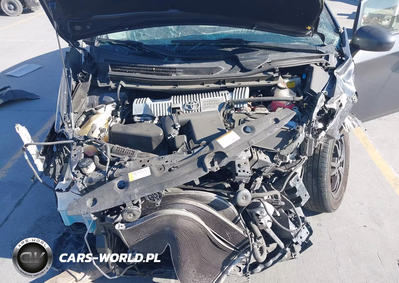 2015 Toyota Prius Two VIN:JTDKN3DU3F0461386 - 10