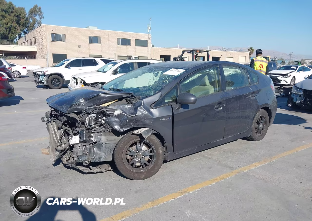 2015 Toyota Prius Two VIN:JTDKN3DU3F0461386 - 2