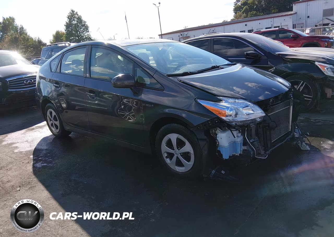 2014 Toyota Prius Three
