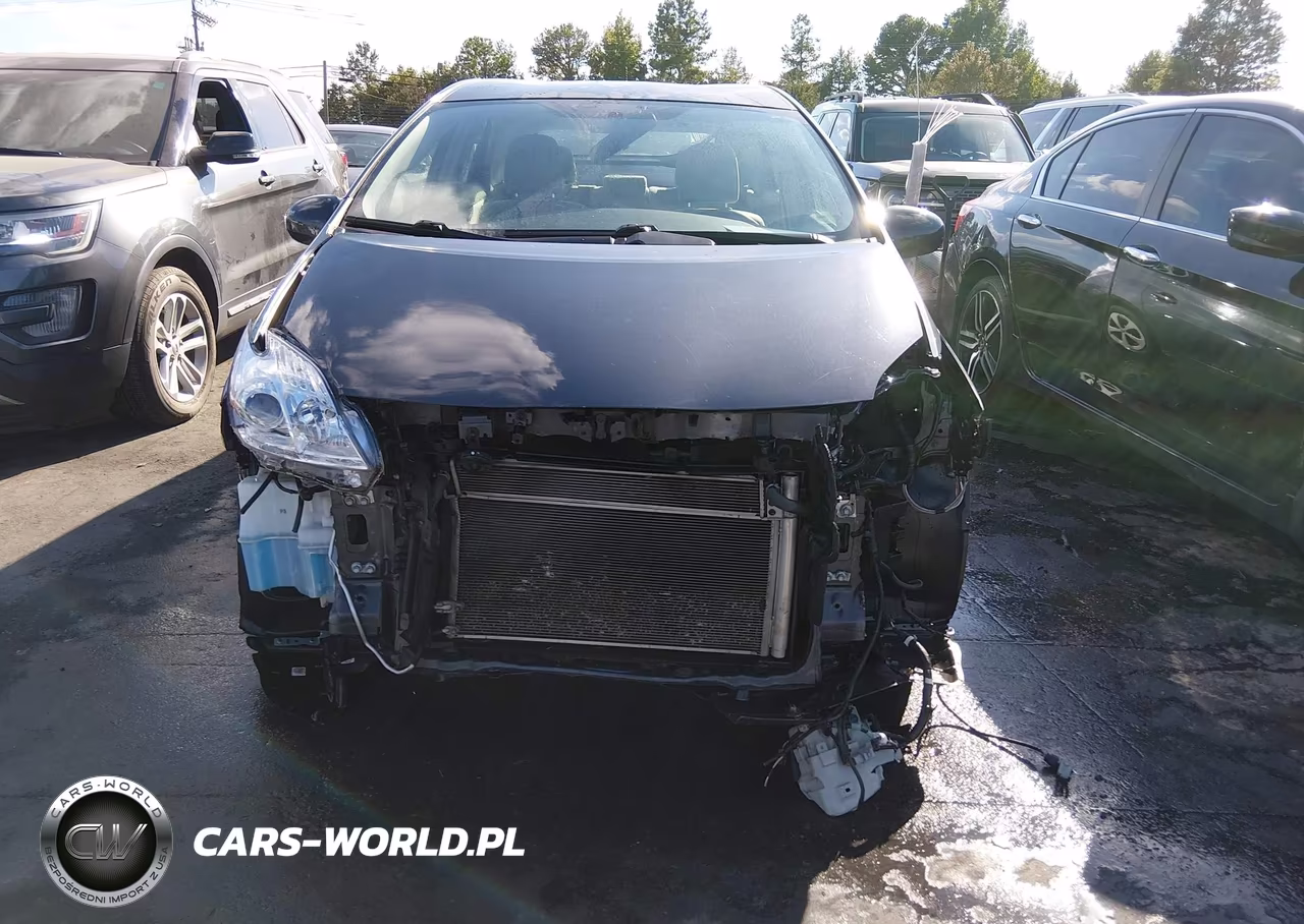 2014 Toyota Prius Three VIN:JTDKN3DU2E1740532 - 13