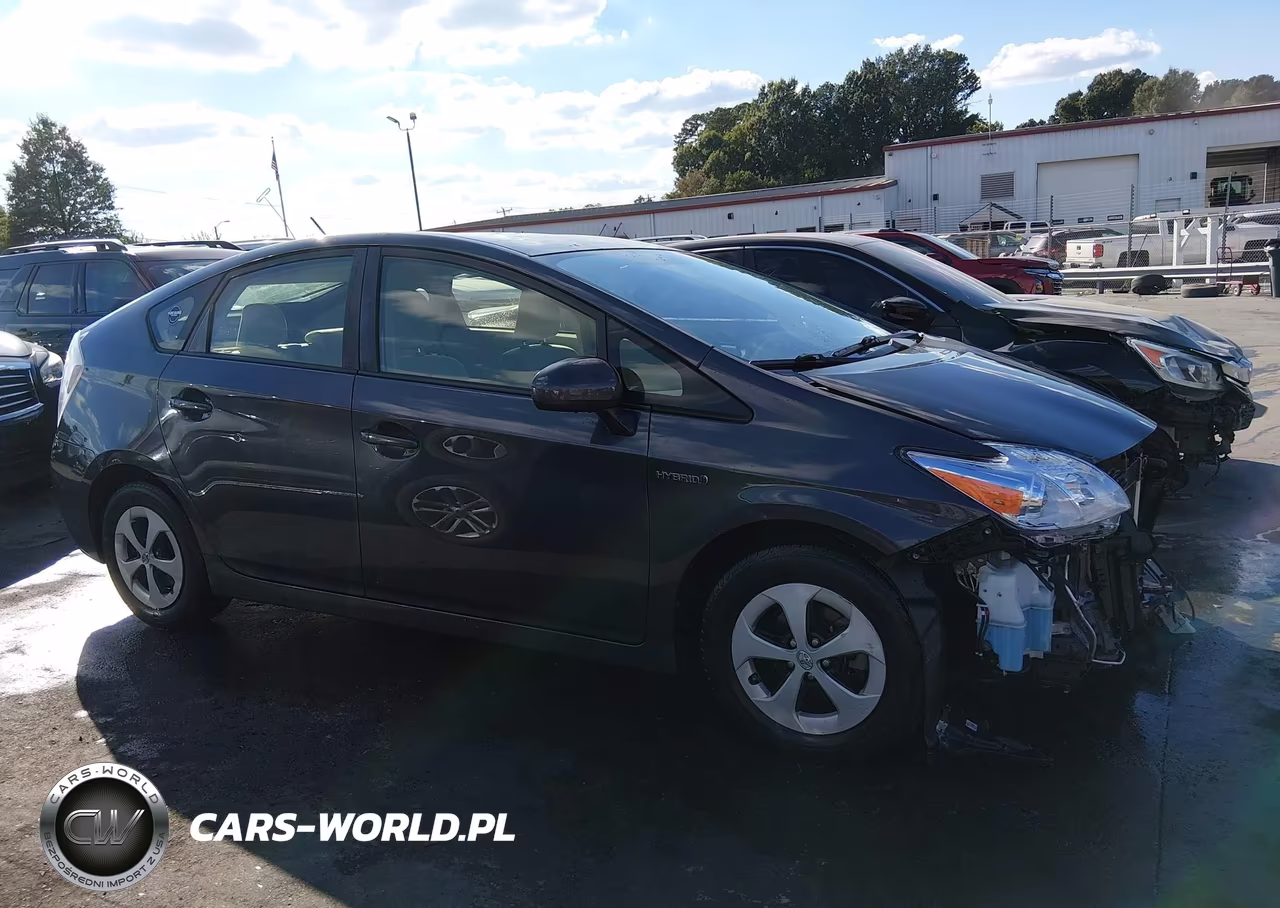 2014 Toyota Prius Three VIN:JTDKN3DU2E1740532 - 14