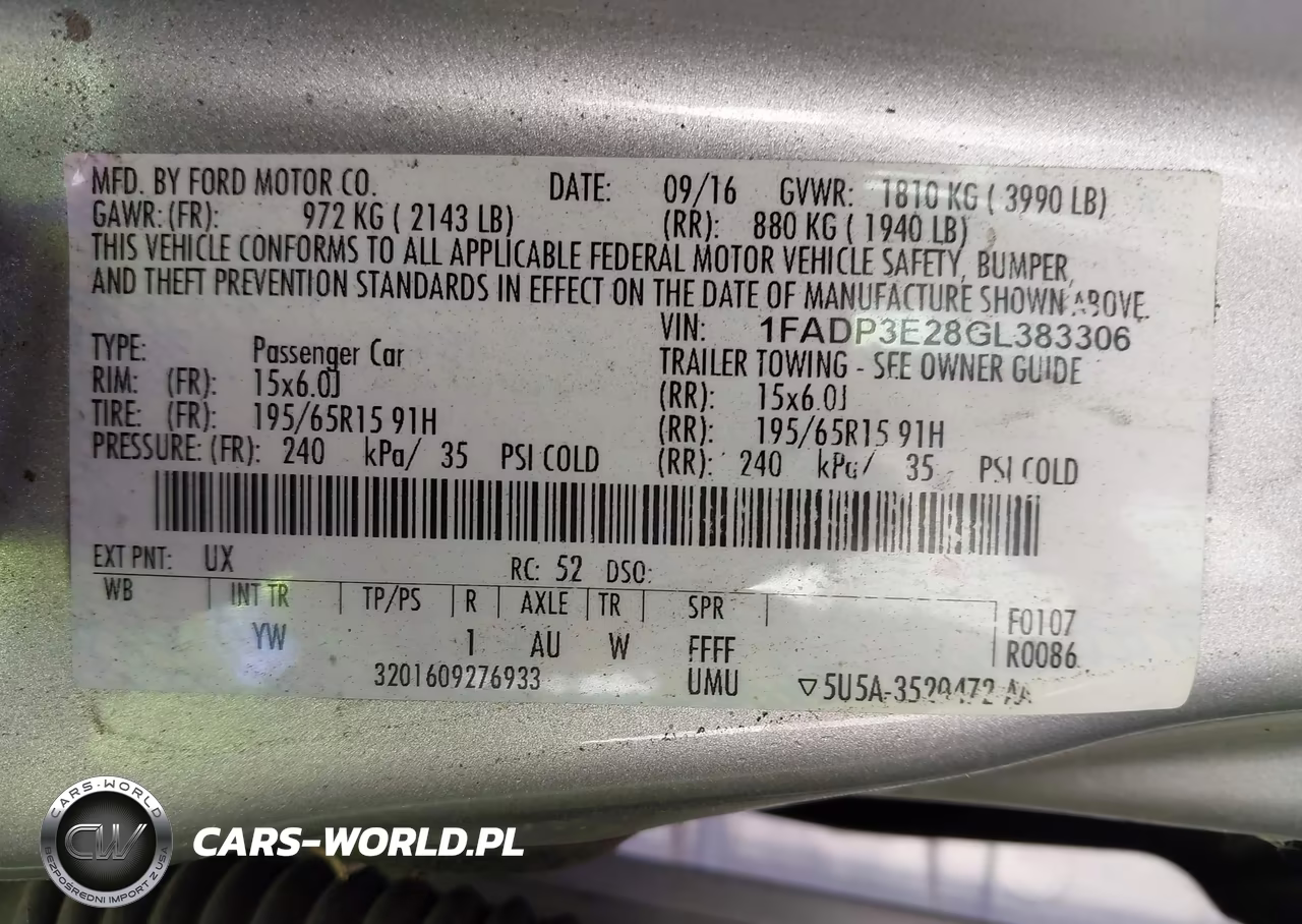 2016 Ford Focus S VIN:1FADP3E28GL383306 - 9