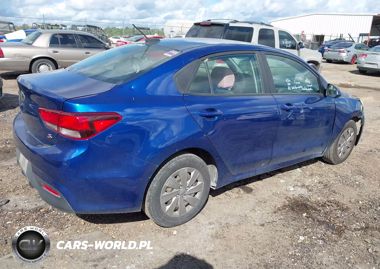 2018 Kia Rio S VIN:3KPA24ABXJE077215 - 4
