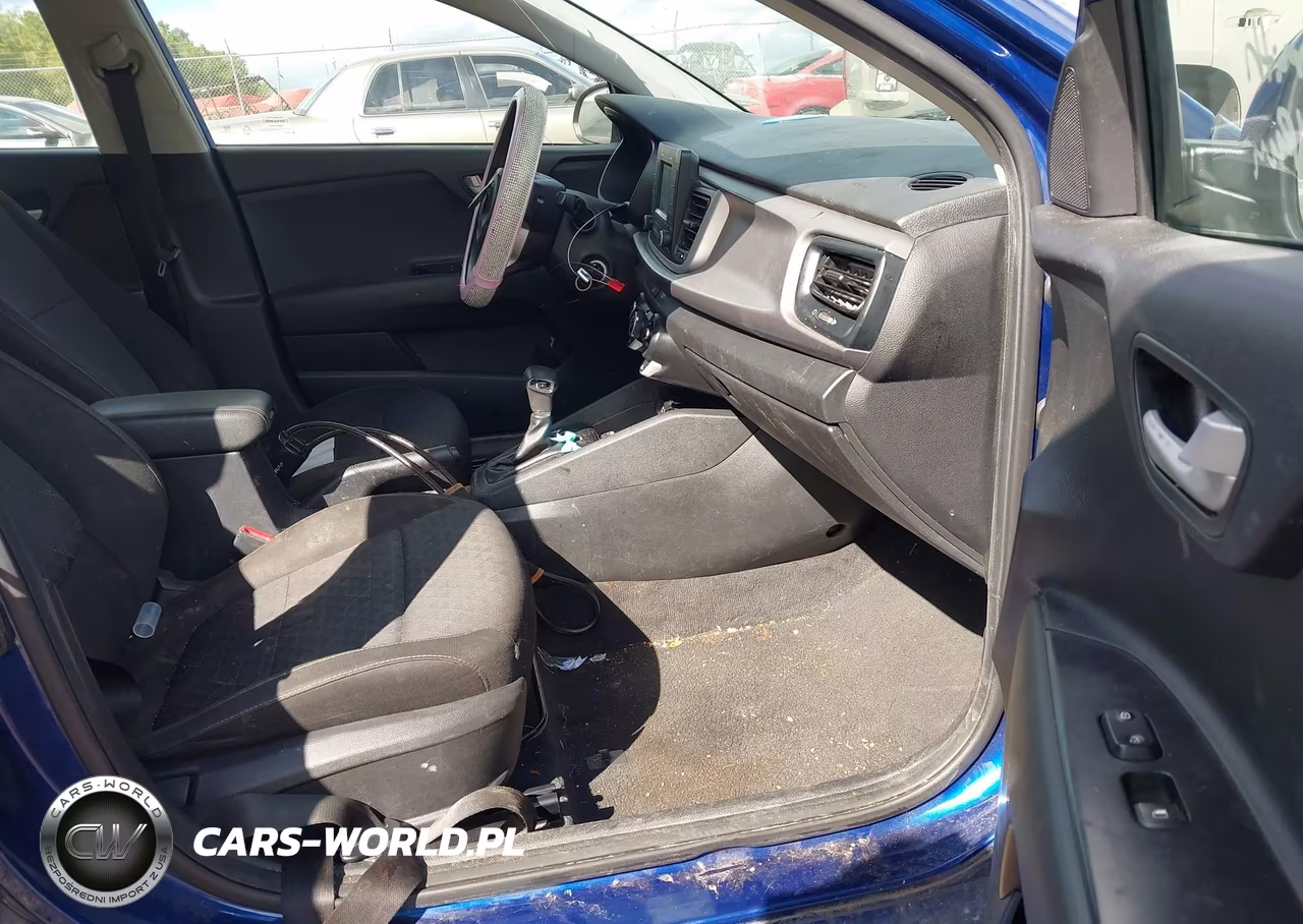 2018 Kia Rio S VIN:3KPA24ABXJE077215 - 5