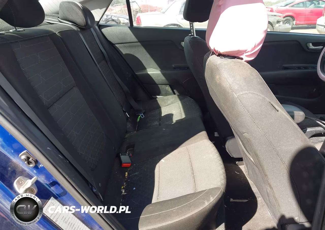 2018 Kia Rio S VIN:3KPA24ABXJE077215 - 8