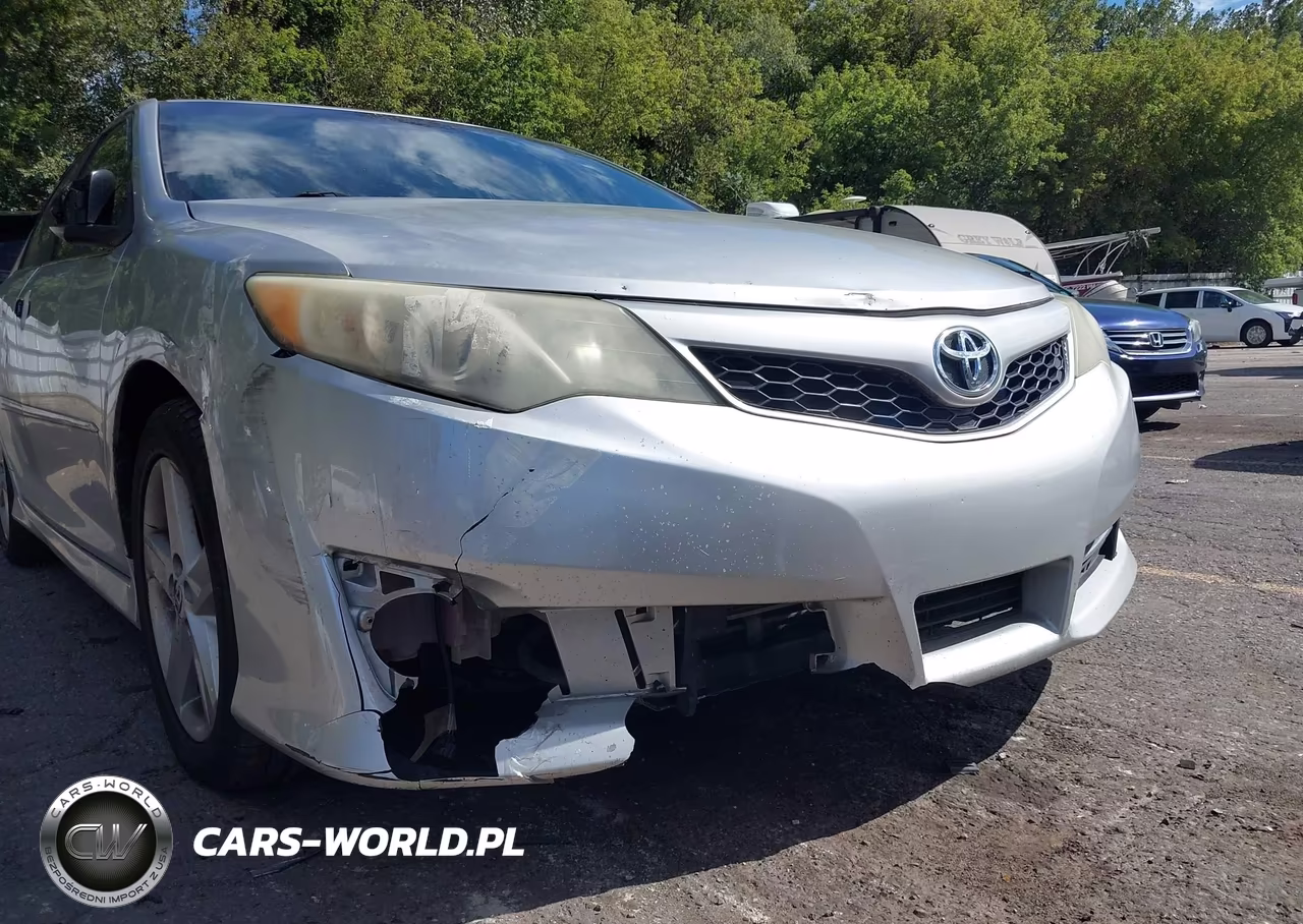 2013 Toyota Camry Se VIN:4T1BF1FK2DU718813 - 6