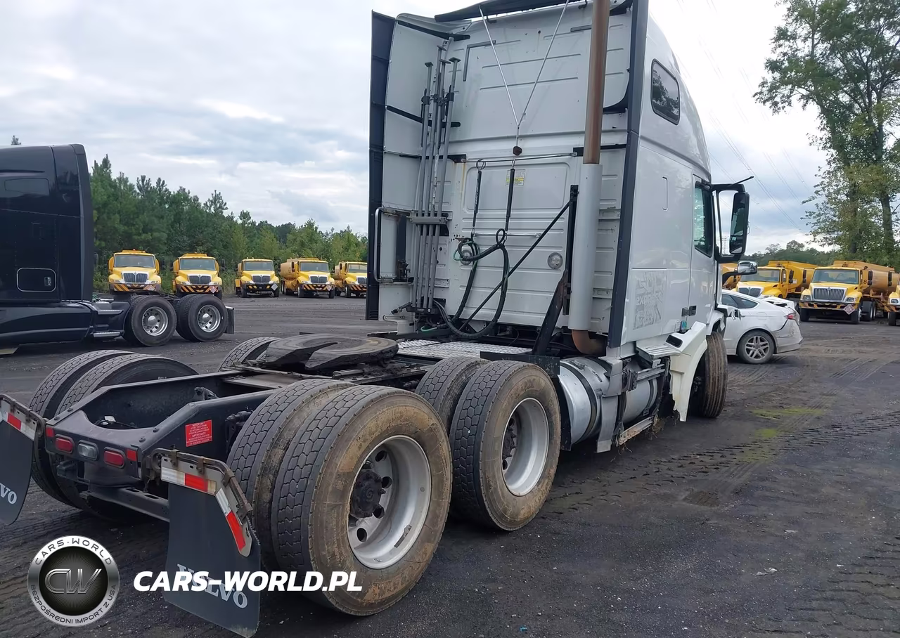 2018 Volvo Vnl VIN:4V4NC9EH2JN997981 - 4