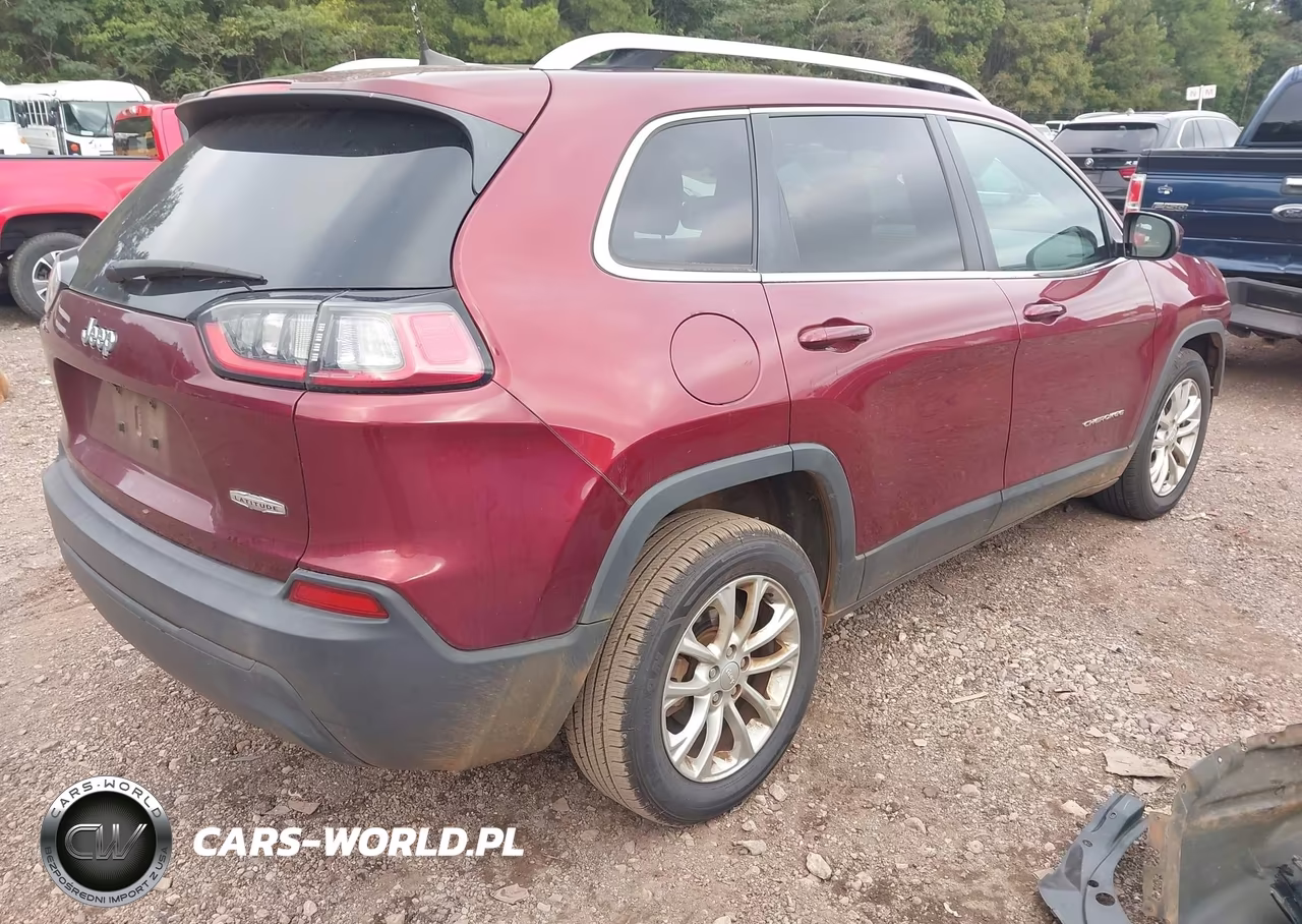 2019 Jeep Cherokee Latitude Fwd VIN:1C4PJLCBXKD148050 - 4