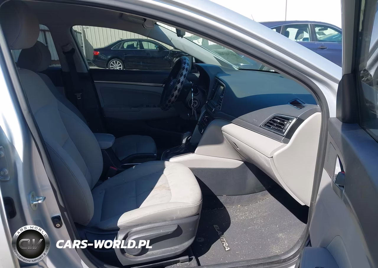 2017 Hyundai Elantra Se VIN:KMHD84LF7HU407217 - 5