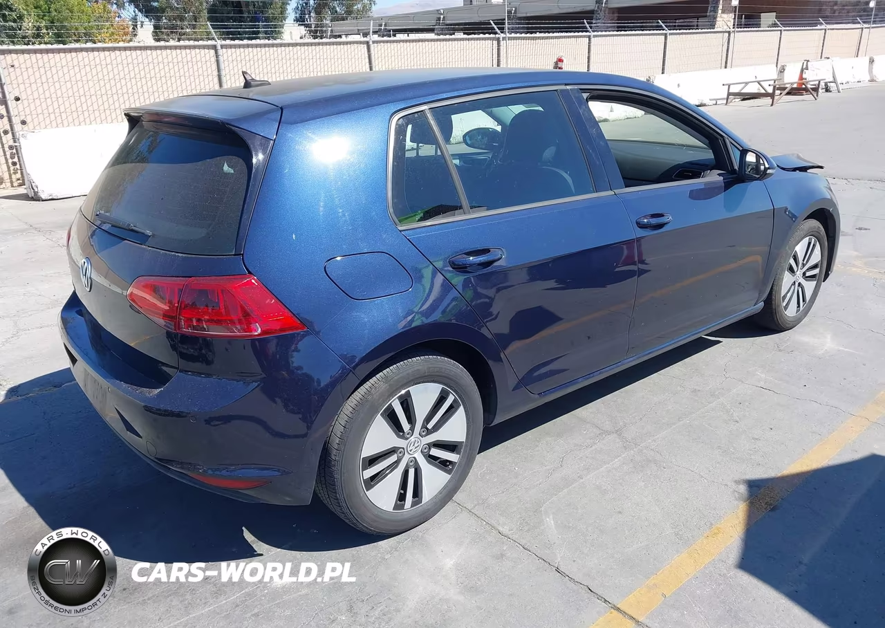 2015 Volkswagen E-Golf Sel Premium VIN:WVWPP7AUXFW911821 - 4