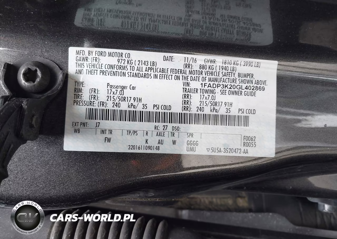 2016 Ford Focus Se VIN:1FADP3K20GL402869 - 9