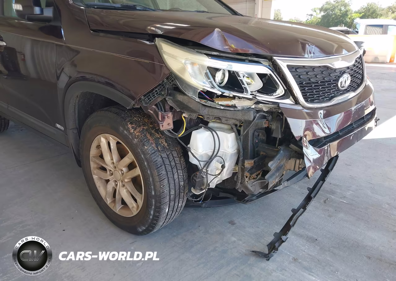 2015 Kia Sorento Lx VIN:5XYKTCA69FG624435 - 6