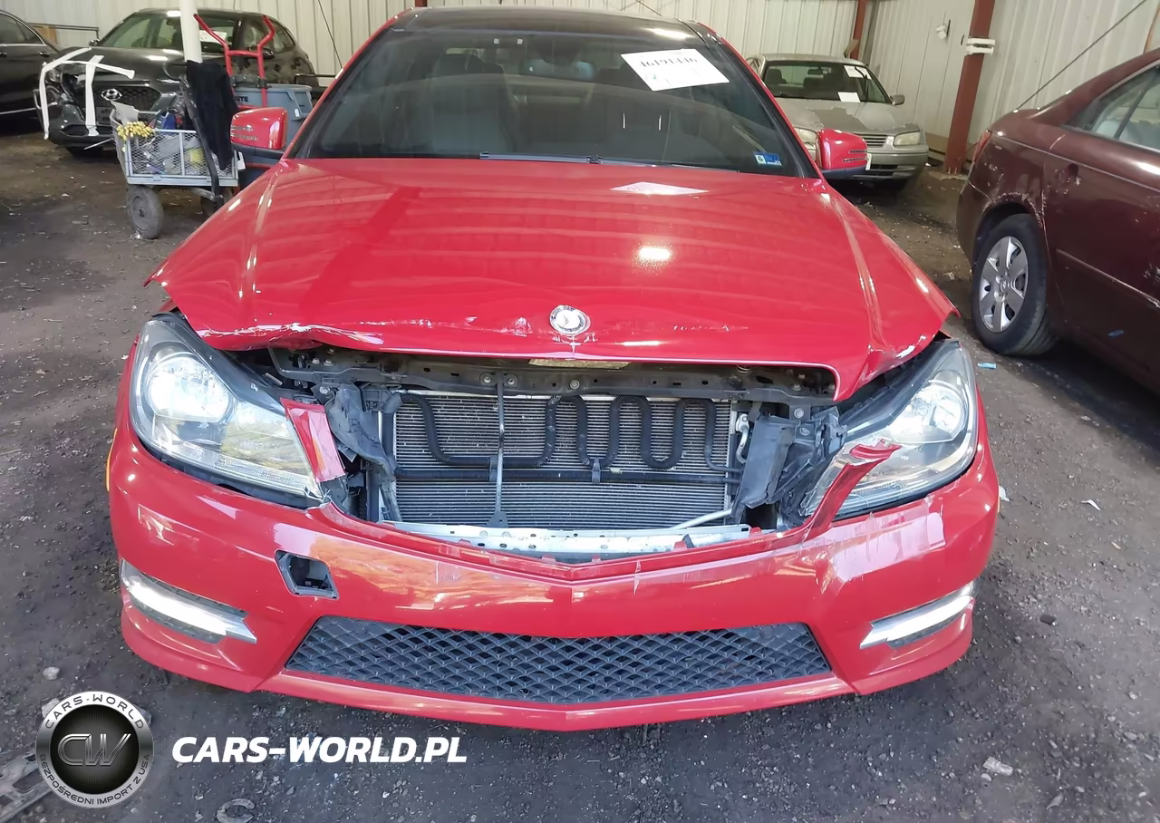 2013 Mercedes-Benz C 350 Sport 4Matic VIN:WDDGJ8JB5DG086113 - 13