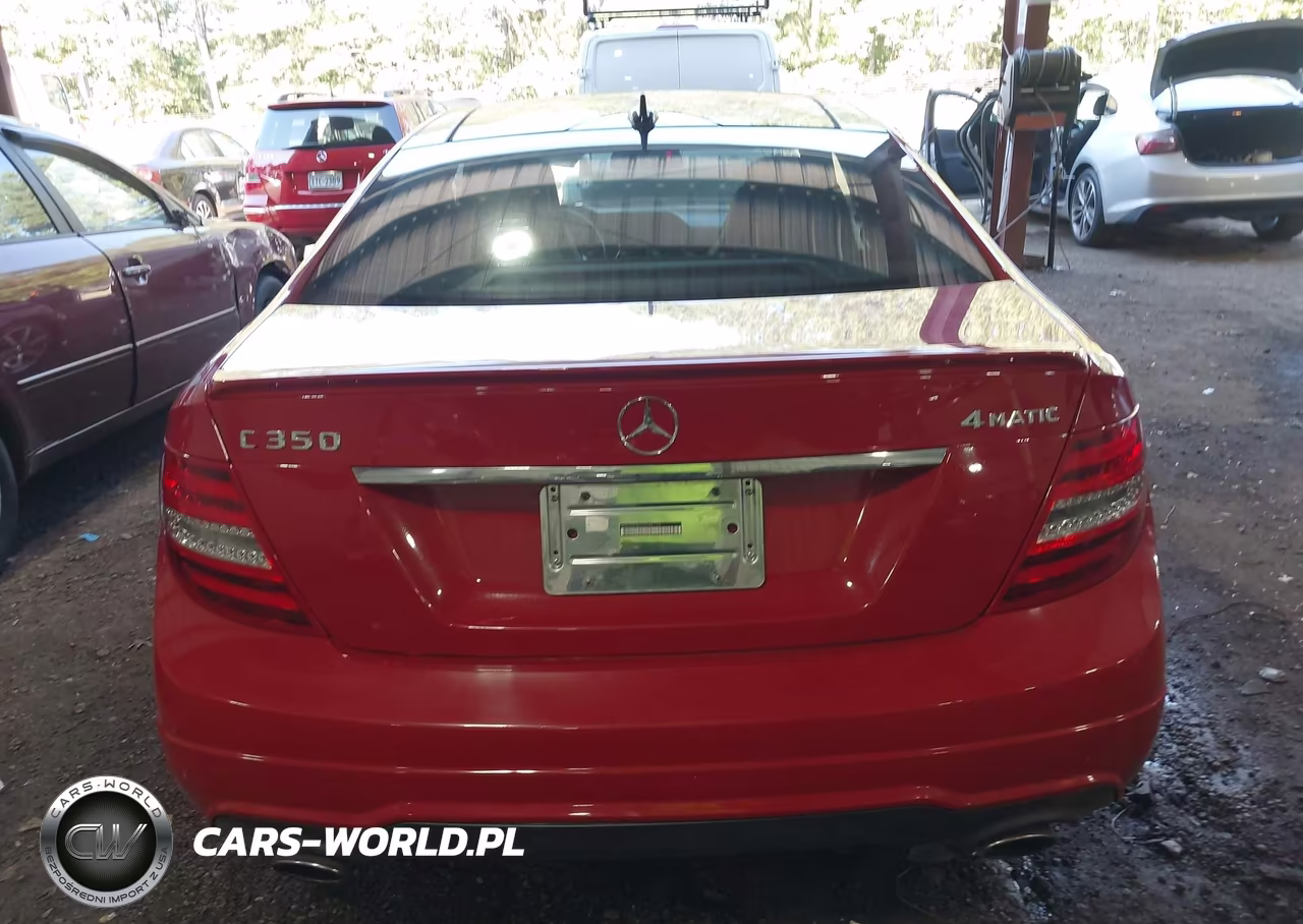 2013 Mercedes-Benz C 350 Sport 4Matic VIN:WDDGJ8JB5DG086113 - 17