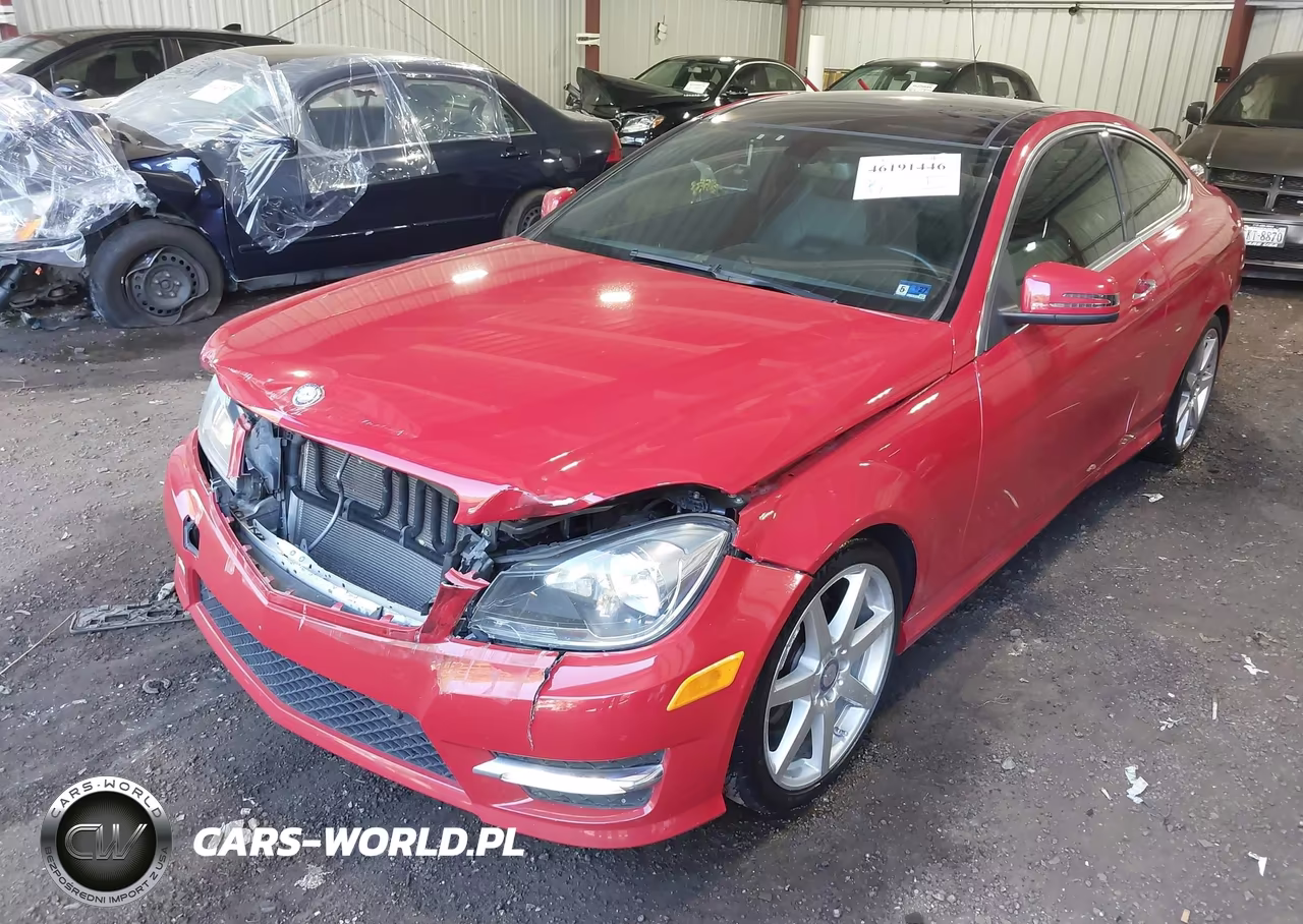 2013 Mercedes-Benz C 350 Sport 4Matic VIN:WDDGJ8JB5DG086113 - 2
