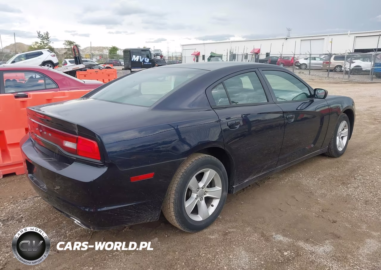 2011 Dodge Charger VIN:2B3CL3CG3BH509076 - 4