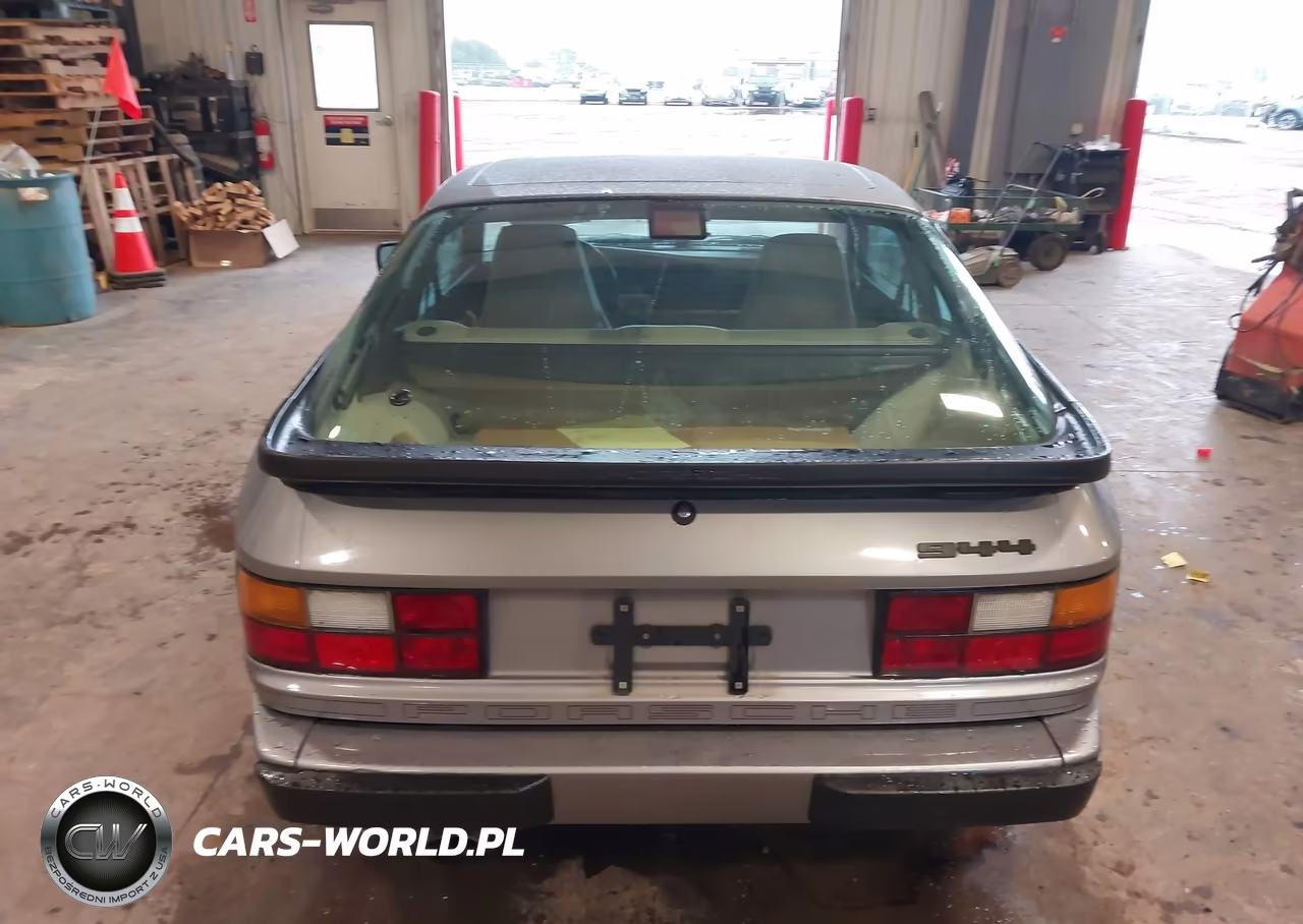 1987 Porsche 944 VIN:WP0AB0949HN473589 - 16
