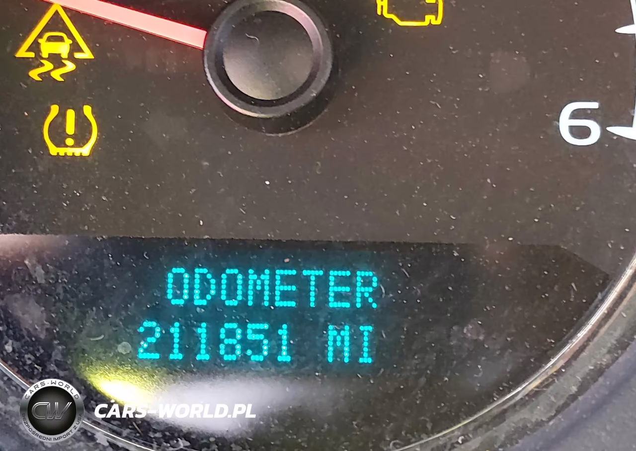 2008 Chevrolet Suburban 1500 Lt VIN:1GNFC16038R119920 - 15