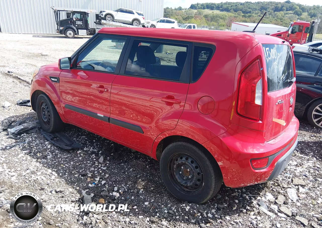 2013 Kia Soul VIN:KNDJT2A50D7617784 - 3