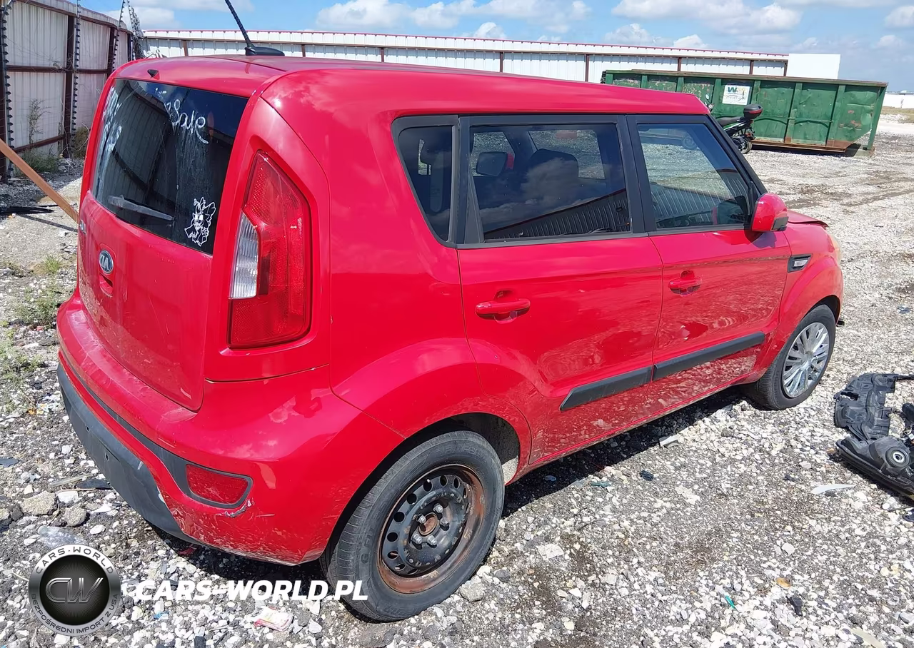 2013 Kia Soul VIN:KNDJT2A50D7617784 - 4