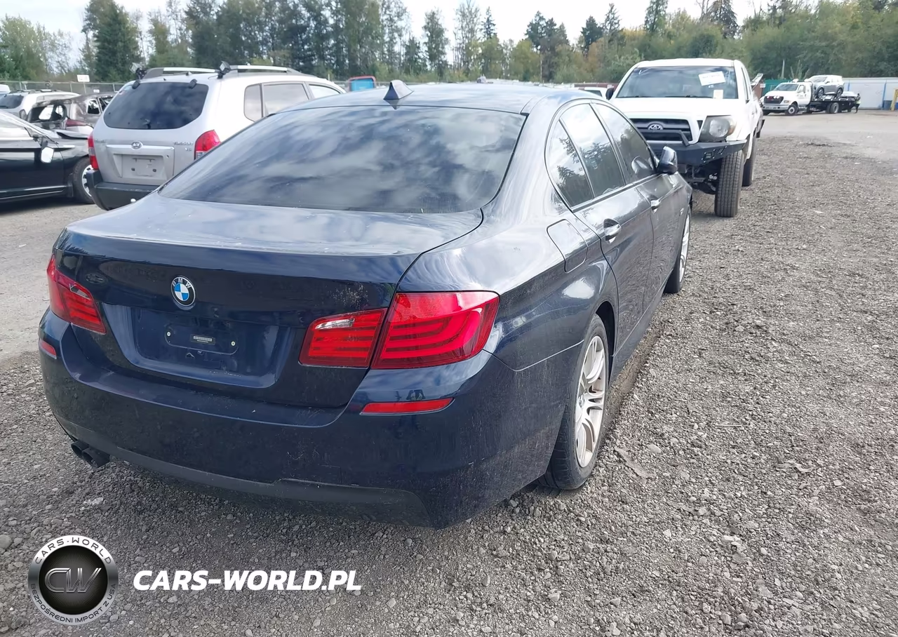 2013 BMW 528I xDrive VIN:WBAXH5C55DDW12816 - 4