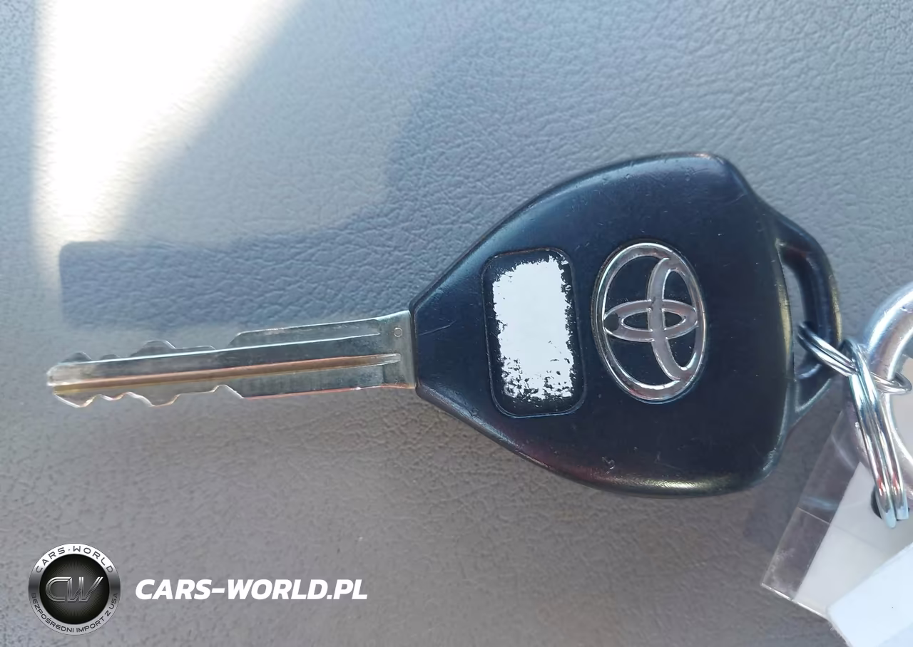 2010 Toyota Camry Le VIN:4T4BF3EKXAR071060 - 11