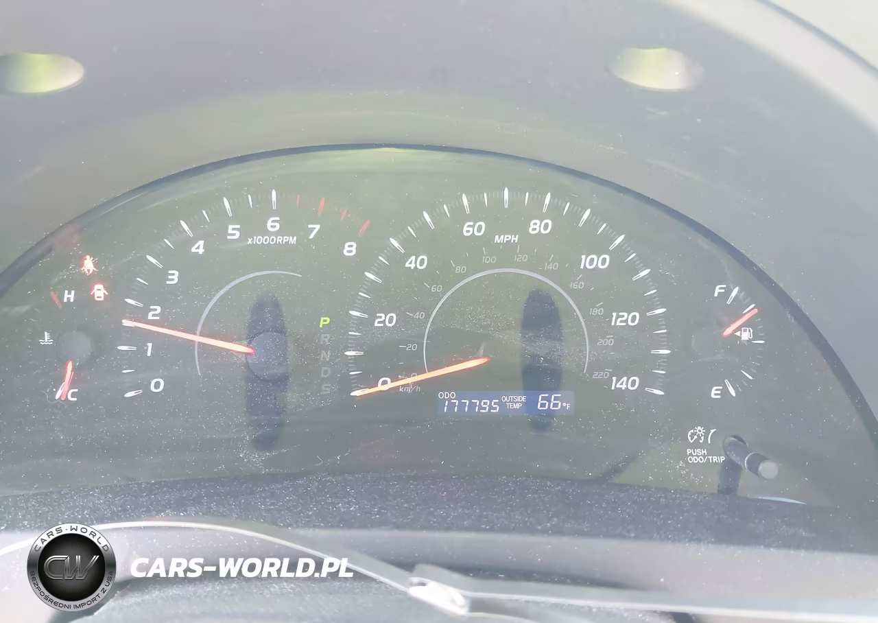 2010 Toyota Camry Le VIN:4T4BF3EKXAR071060 - 7