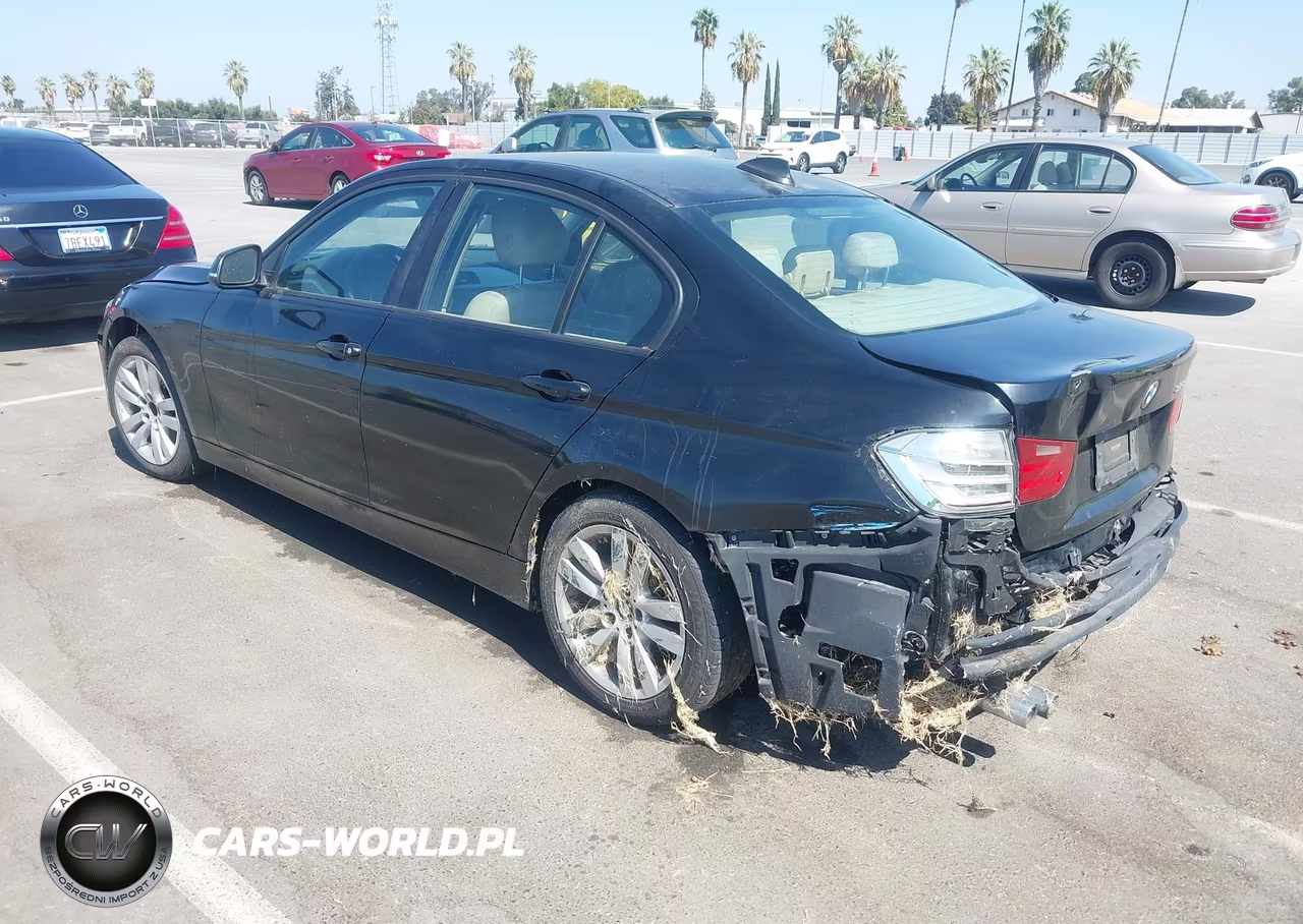 2013 BMW 3 Series 328I VIN:WBA3A5C5XDF359838 - 3