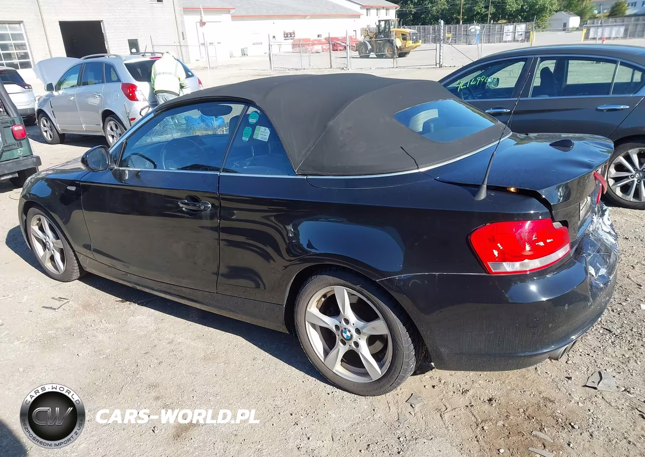 2013 BMW 1 Series 128I VIN:WBAUL7C57DVU10003 - 3