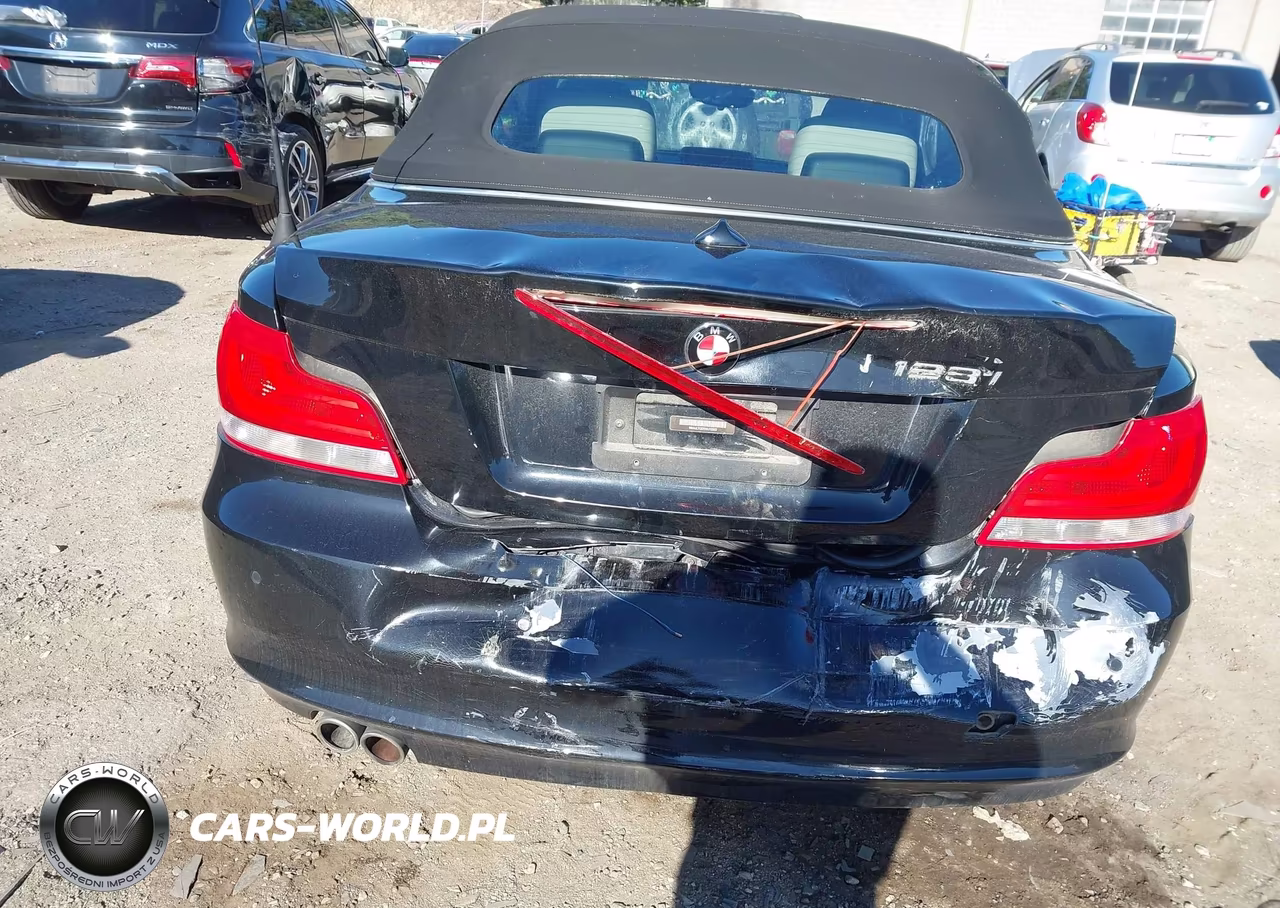 2013 BMW 1 Series 128I VIN:WBAUL7C57DVU10003 - 6