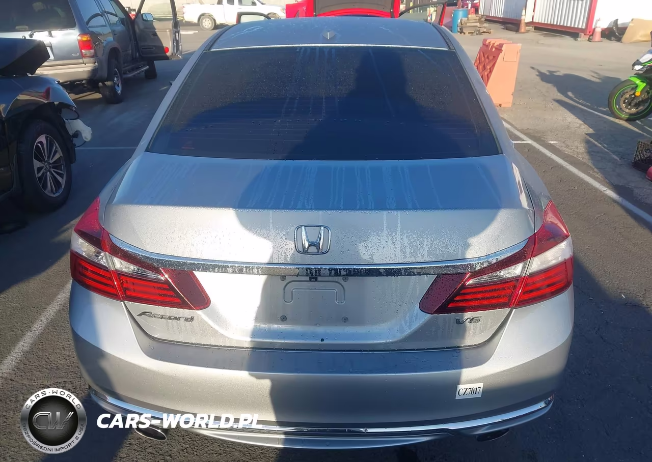2017 Honda Accord Ex-L V6 VIN:1HGCR3F82HA008237 - 18