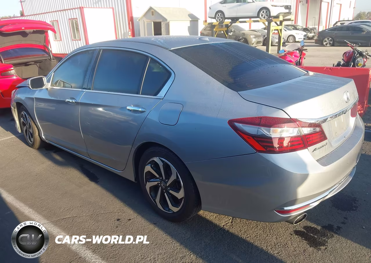 2017 Honda Accord Ex-L V6 VIN:1HGCR3F82HA008237 - 3