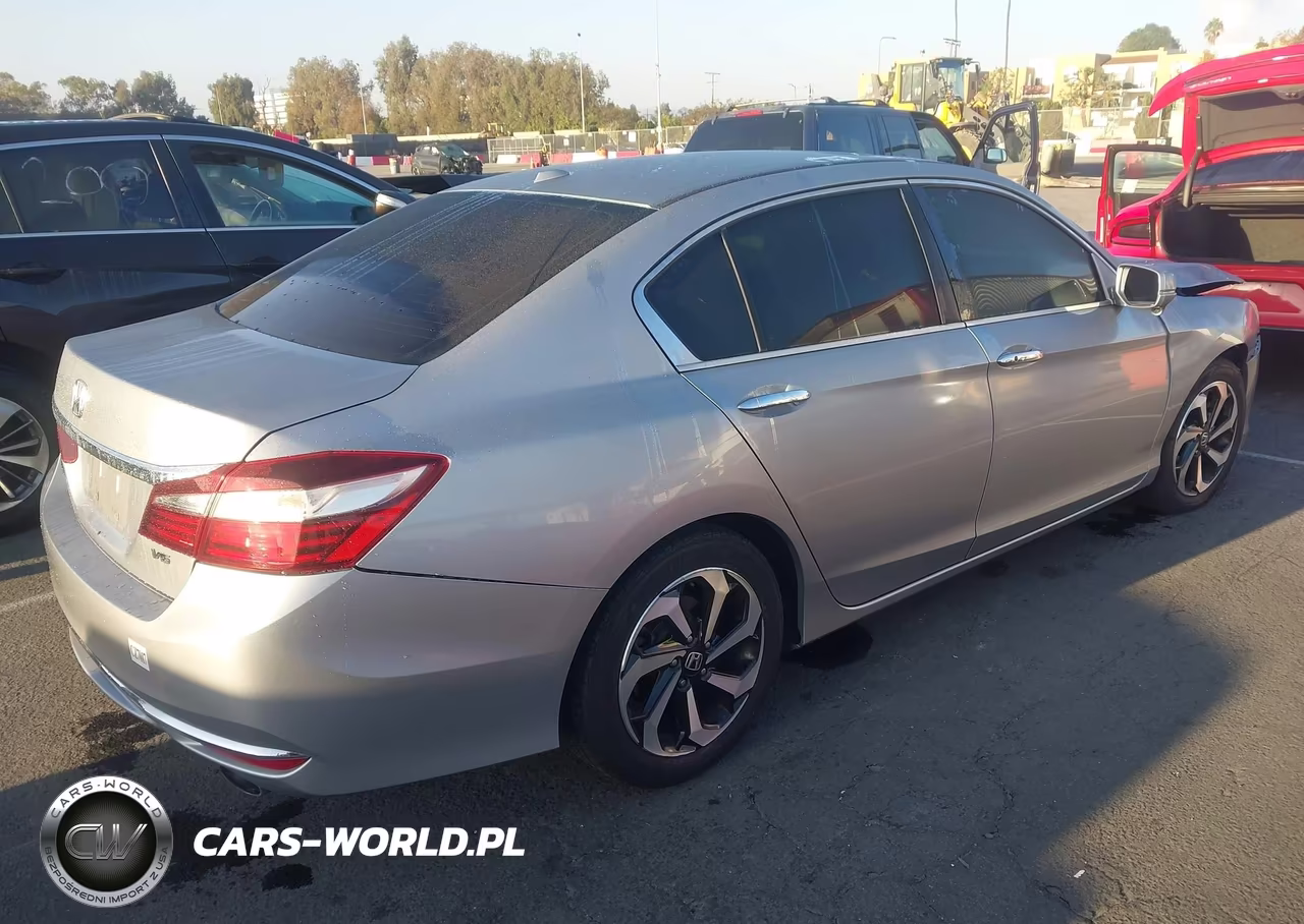 2017 Honda Accord Ex-L V6 VIN:1HGCR3F82HA008237 - 4