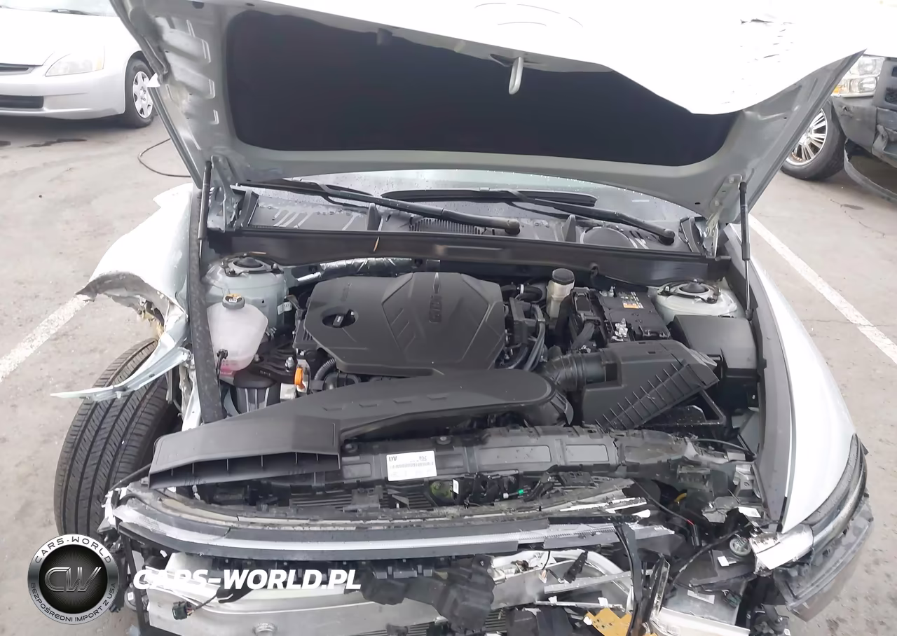 2025 Hyundai Sonata Sel VIN:KMHL64JA6SA509982 - 10
