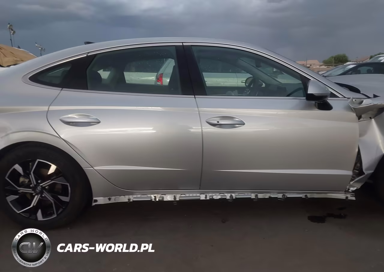 2025 Hyundai Sonata Sel VIN:KMHL64JA6SA509982 - 14