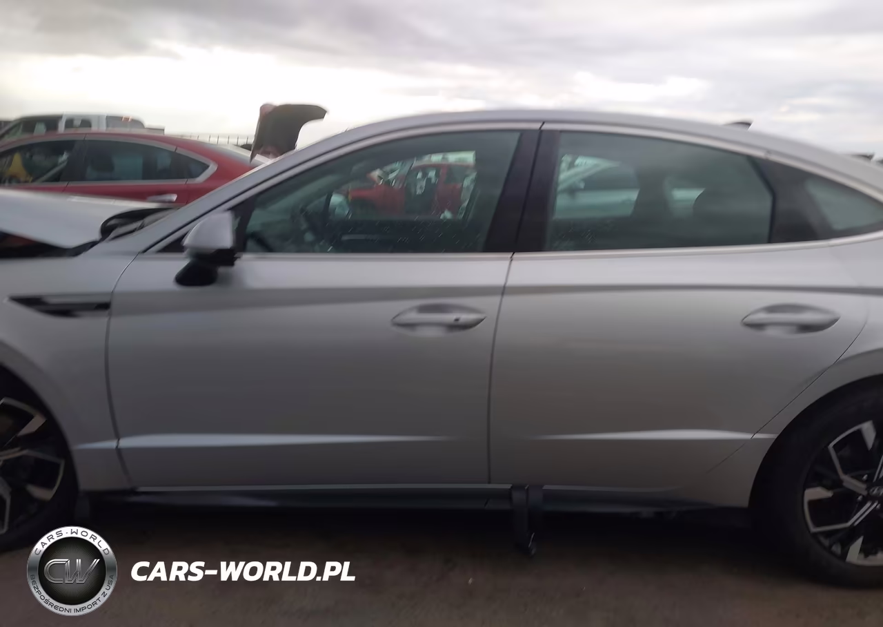 2025 Hyundai Sonata Sel VIN:KMHL64JA6SA509982 - 15