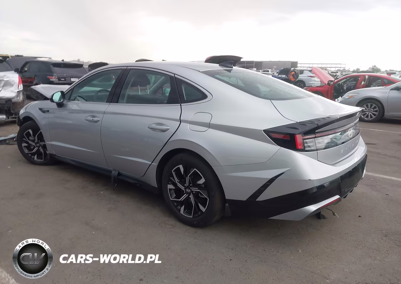 2025 Hyundai Sonata Sel VIN:KMHL64JA6SA509982 - 3