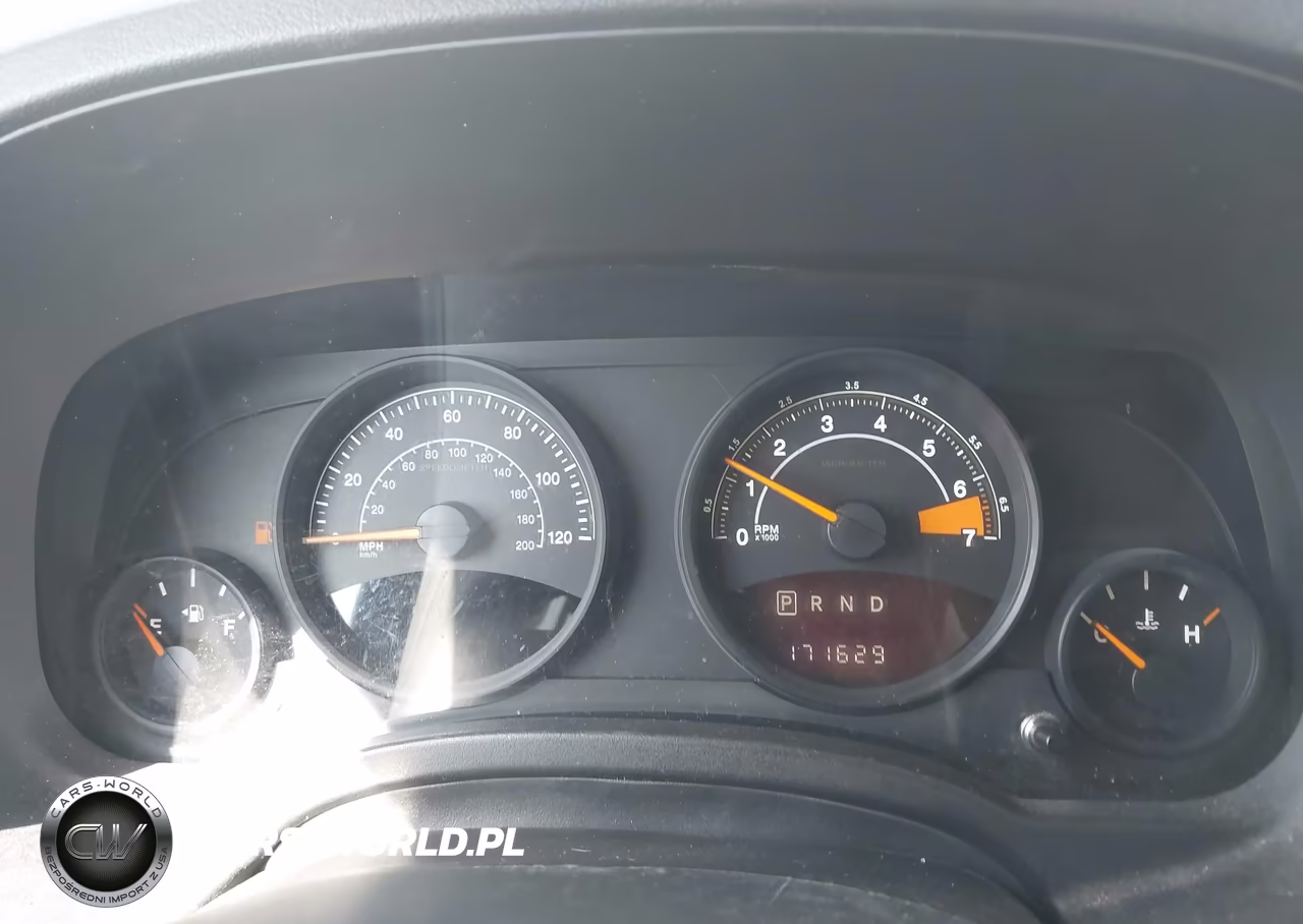 2015 Jeep Patriot Altitude Edition VIN:1C4NJPBA7FD399377 - 7