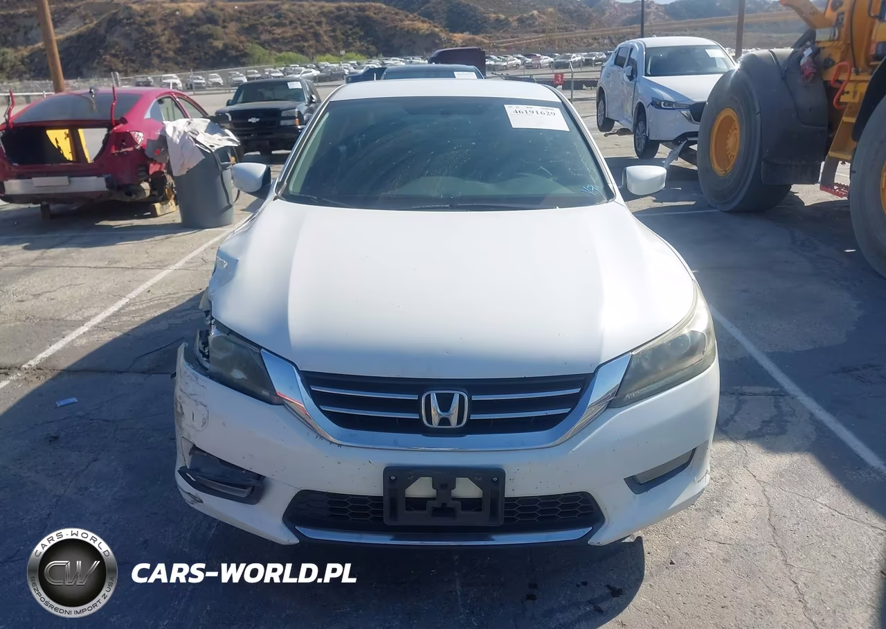 2015 Honda Accord Sport VIN:1HGCR2F57FA128239 - 12