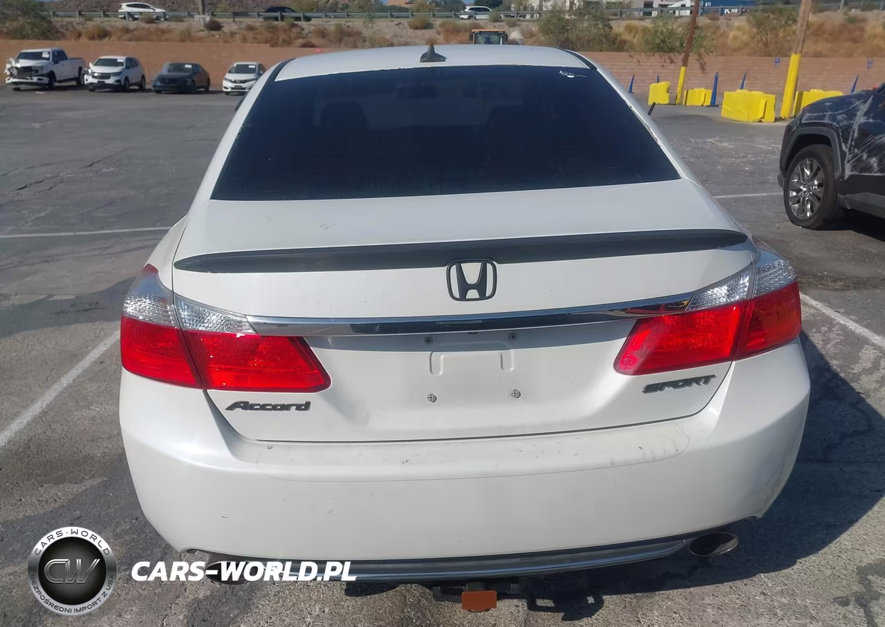 2015 Honda Accord Sport VIN:1HGCR2F57FA128239 - 16