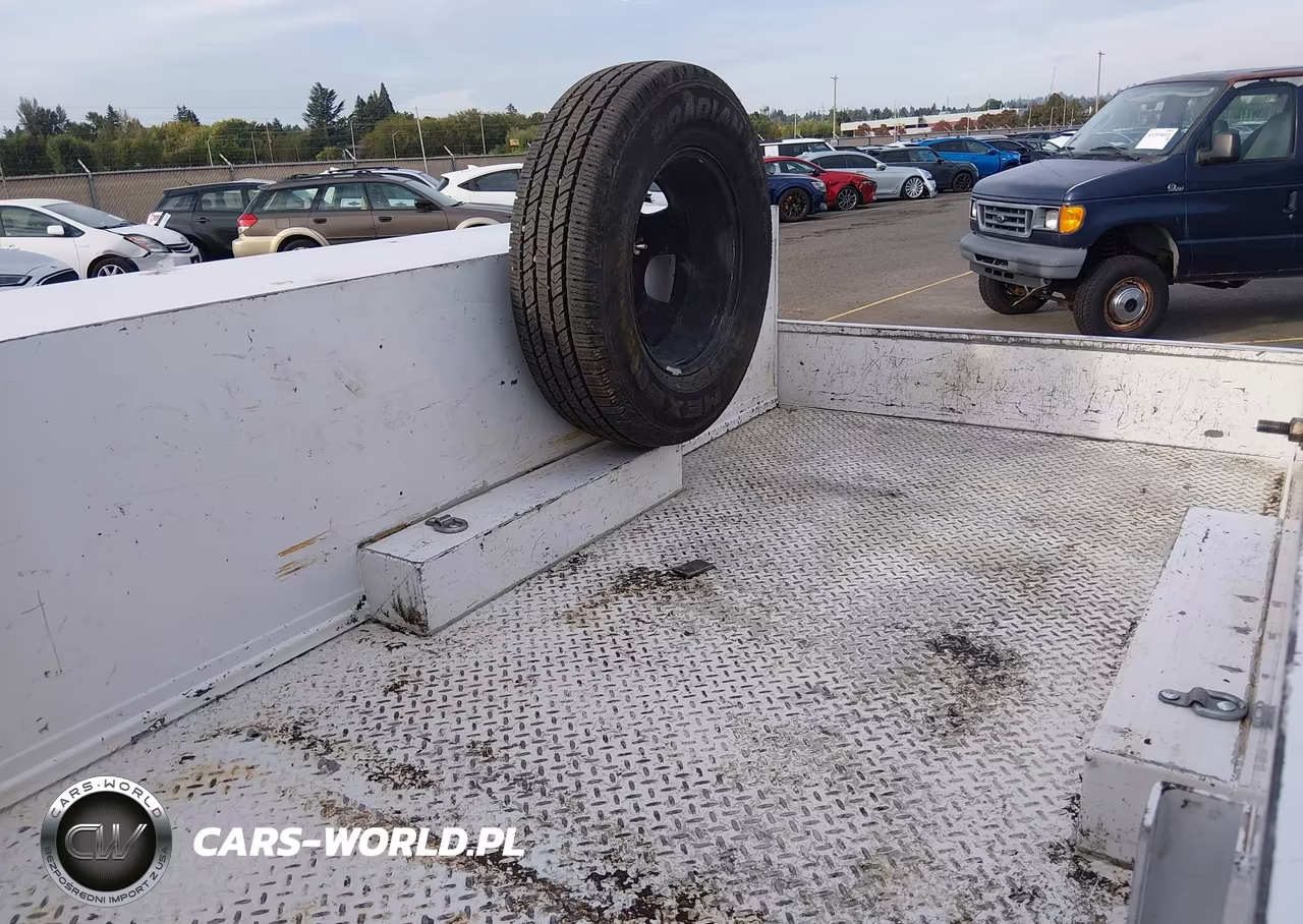 2015 Ford F-350 Chassis Xl VIN:1FD8W3HT8FEA24345 - 6