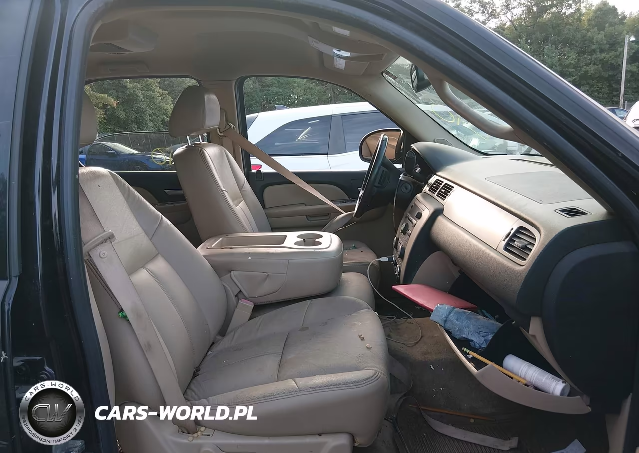 2007 Chevrolet Tahoe Ls VIN:1GNFC13C67R372274 - 5