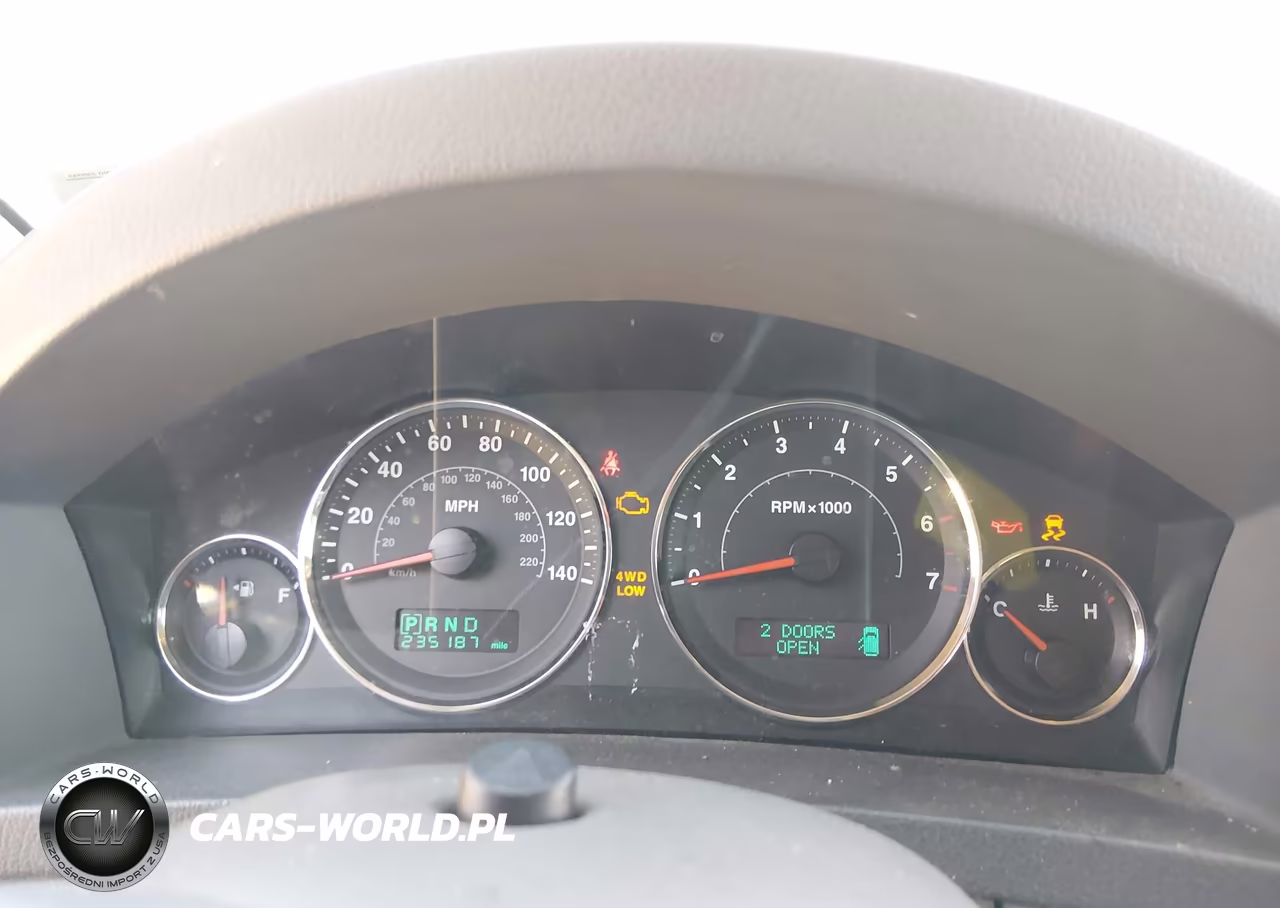 2007 Jeep Grand Cherokee Limited VIN:1J8HR58P57C577342 - 7
