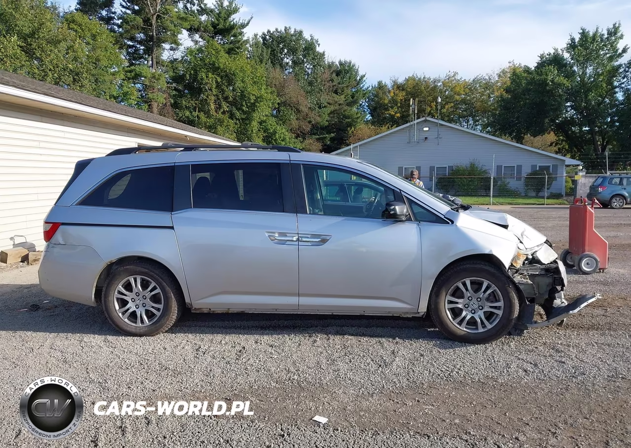 2011 Honda Odyssey Ex-L VIN:5FNRL5H67BB057823 - 14