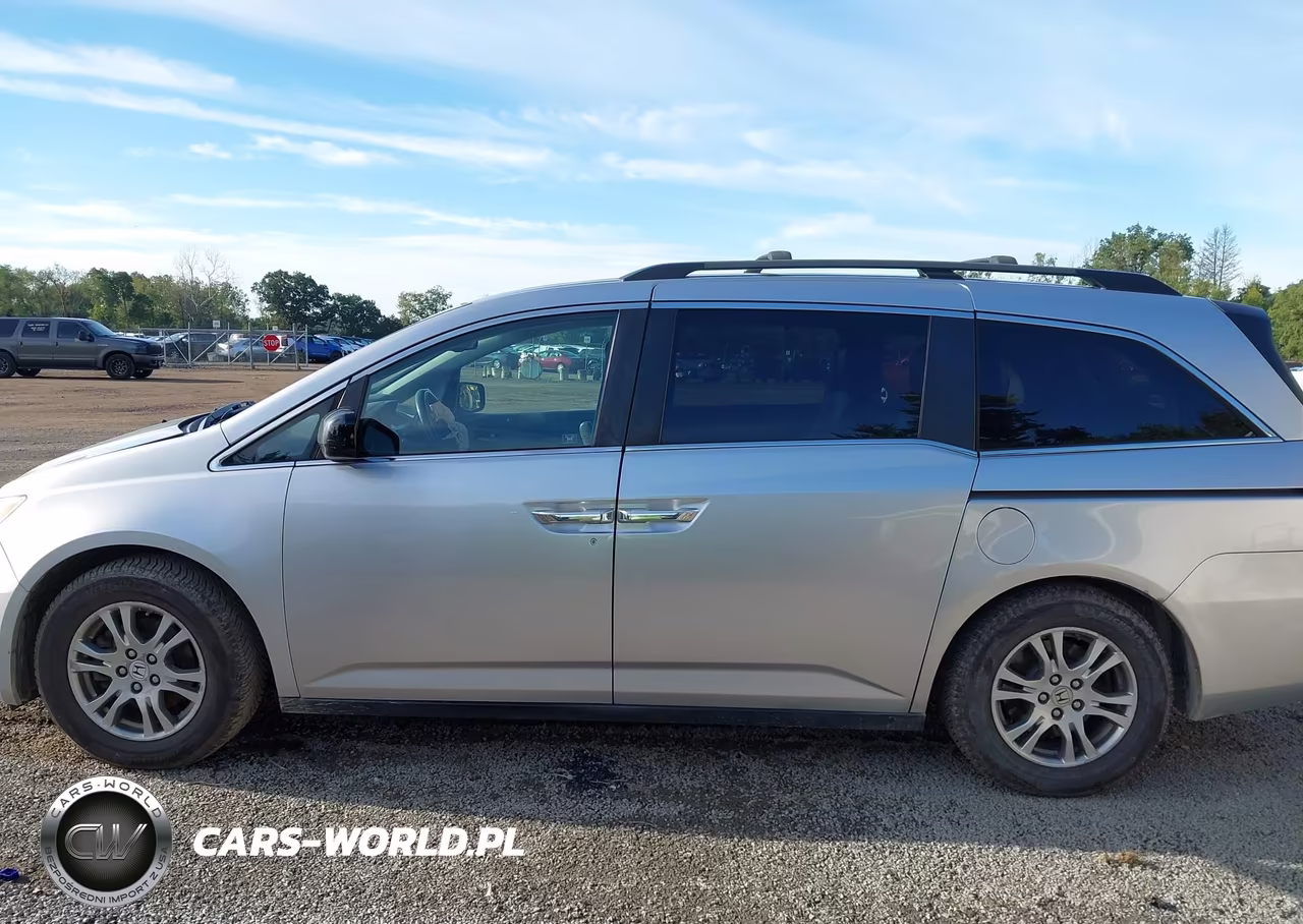 2011 Honda Odyssey Ex-L VIN:5FNRL5H67BB057823 - 15