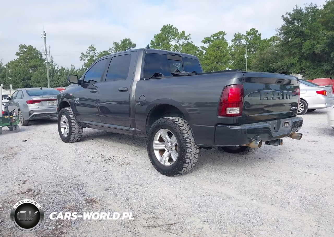2015 Ram 1500 Sport VIN:1C6RR7MT6FS698600 - 3
