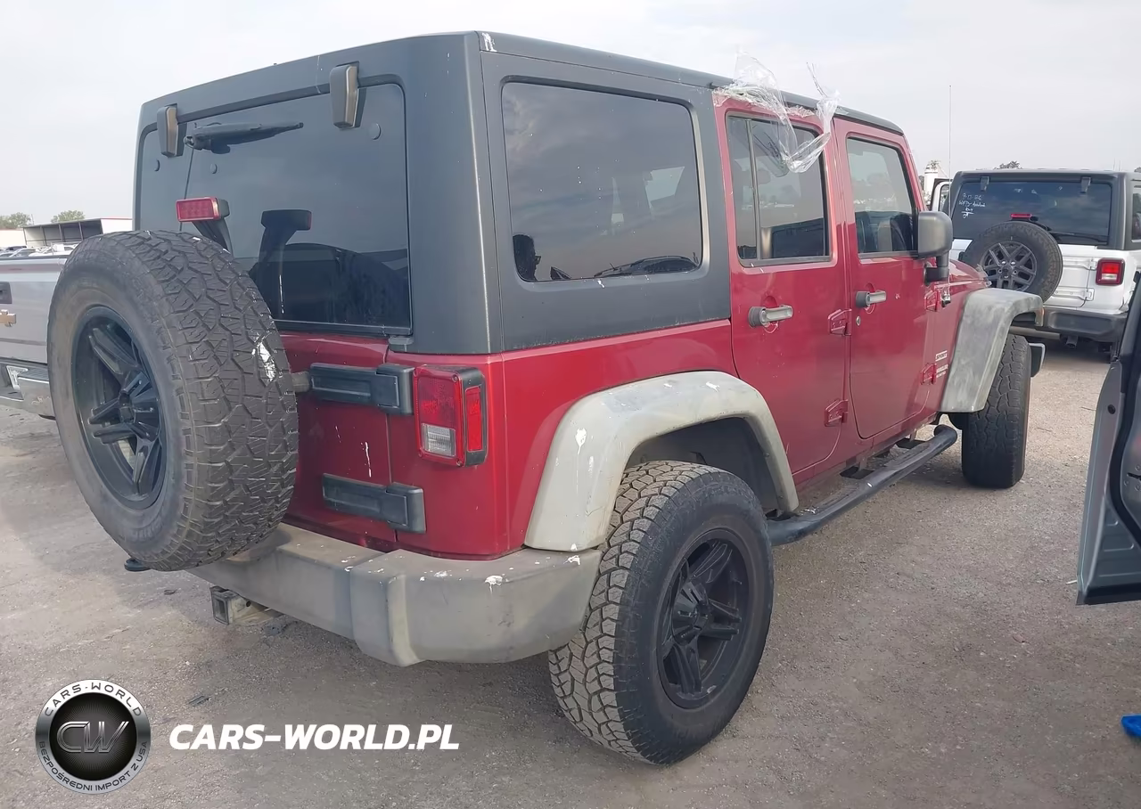 2011 Jeep Wrangler Unlimited Sport VIN:1J4HA3H1XBL532138 - 4