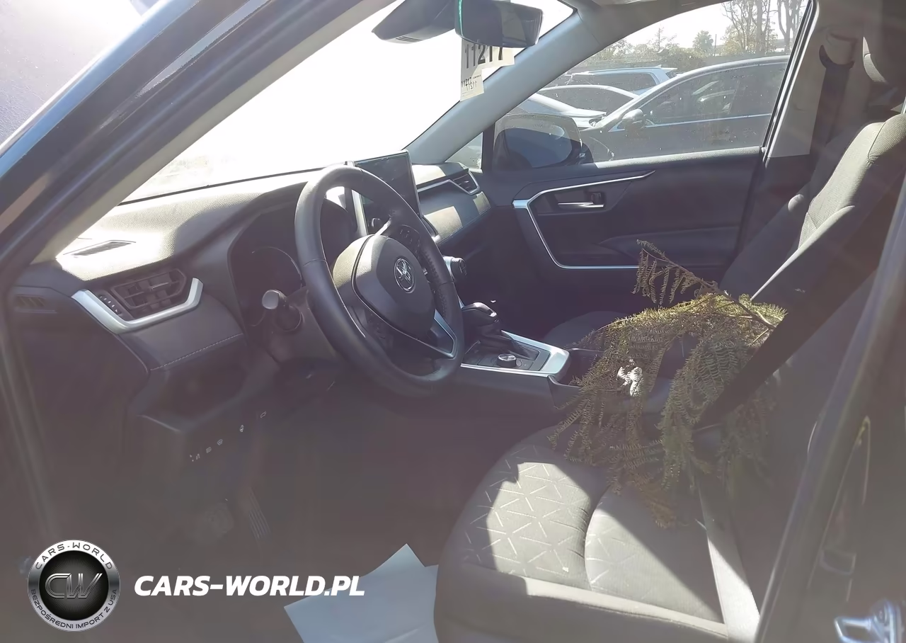 2024 Toyota Rav4 Hybrid Xle VIN:4T3RWRFV0RU112609 - 17