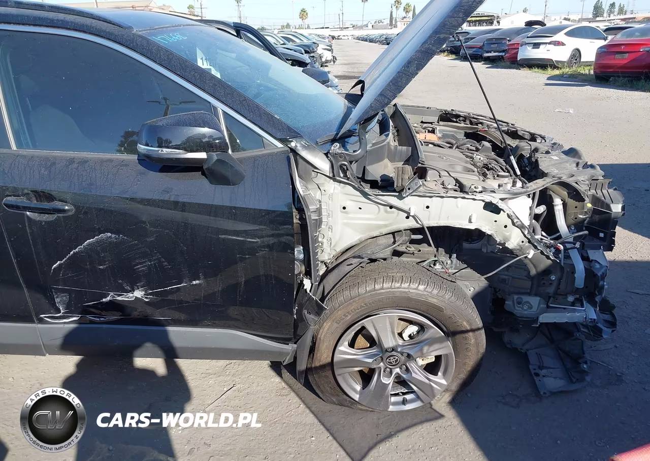 2024 Toyota Rav4 Hybrid Xle VIN:4T3RWRFV0RU112609 - 6