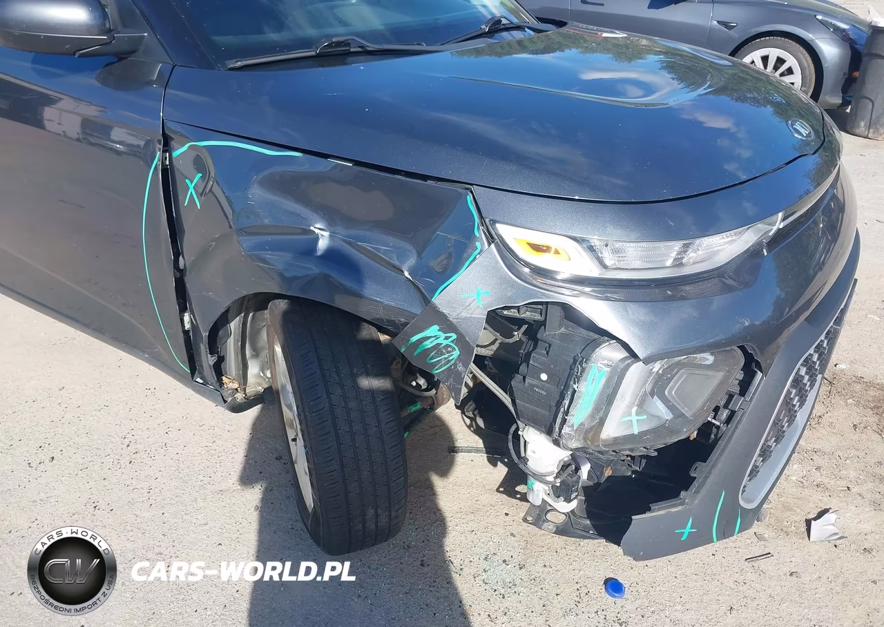 2020 Kia Soul S VIN:KNDJ23AU0L7006880 - 6